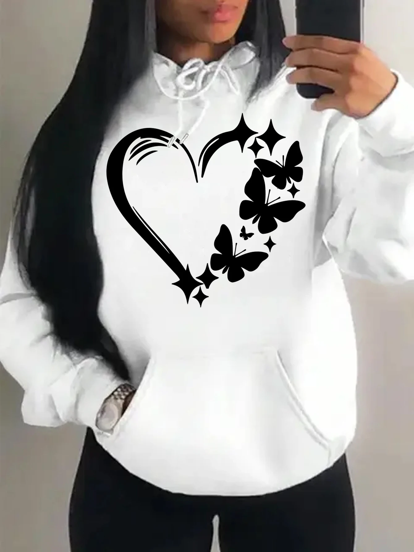 Sweat à Capuche "cœur et papillon" – Image 2