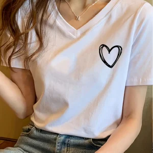 T-shirt à motif cœur « Love », col en V