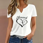 T-shirt avec imprimé « Blessed » et cœur,