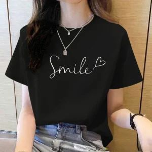 T-shirt  "smile".  col rond.