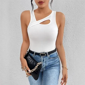 Haut pour femme  sans manches.