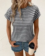T-shirt pour femme, imprimé rayé.