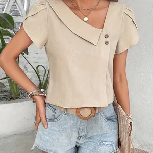 Blouse élégant pour femme.